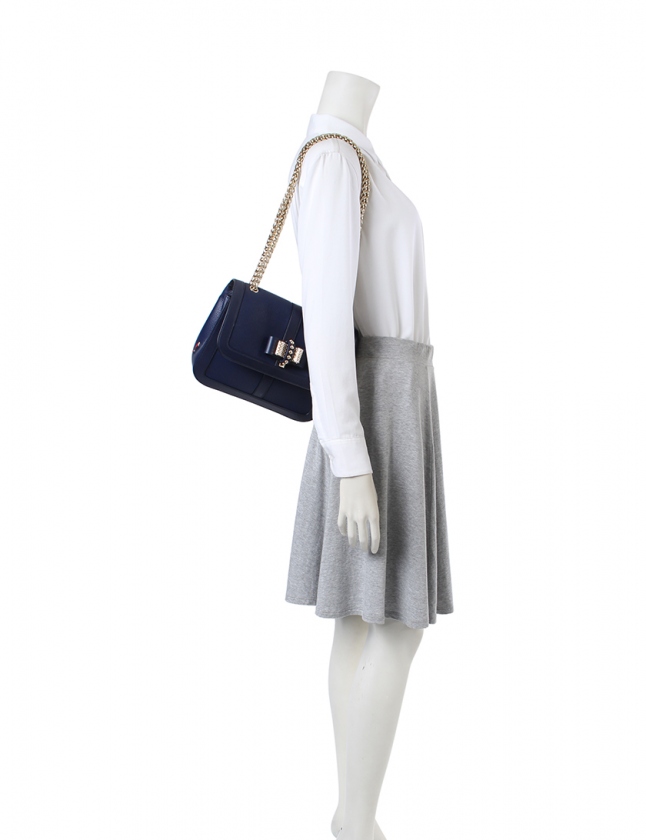 クリスチャンルブタン Christian louboutin チェーンショルダーバッグ  