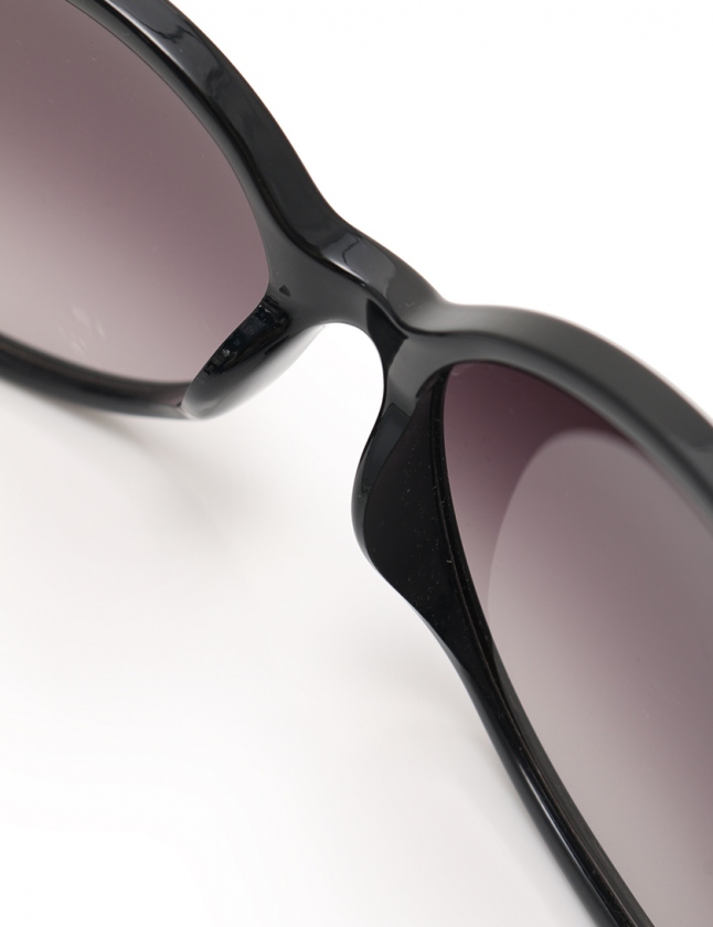 ヴィヴィアンウエストウッド Vivienne Westwood サングラス 黒