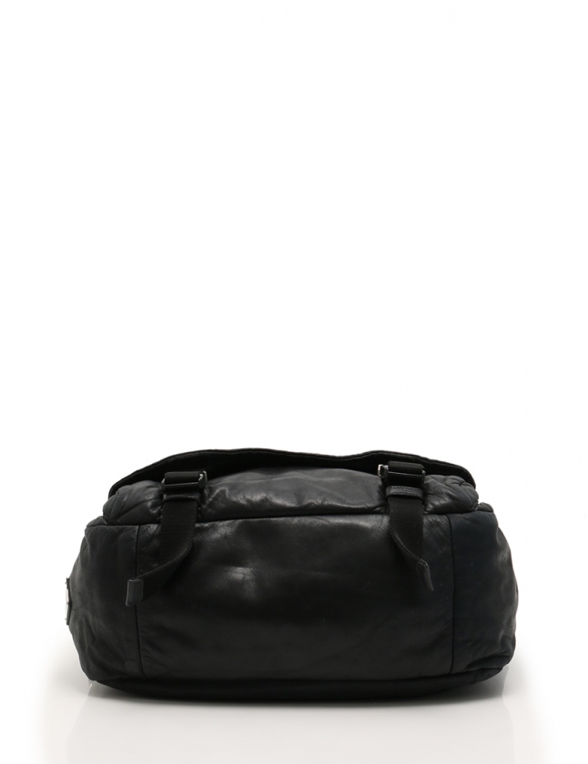 プラダ PRADA ショルダーバッグ メッセンジャーバッグ 黒 レザー