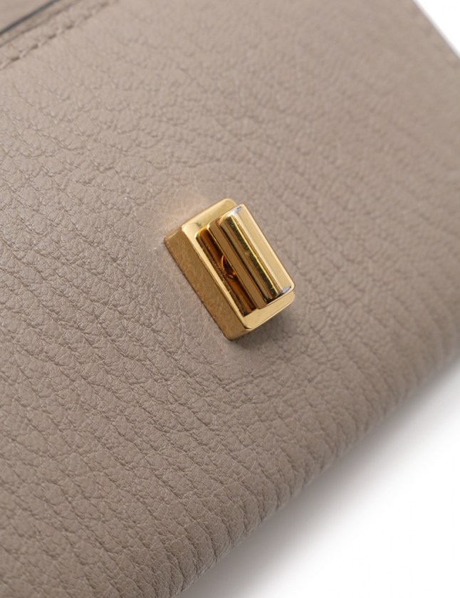 Chloé グレー レザー キーケース クロエ CHLOE キーケース ドリュー グレー 小物 レザー 3P0784