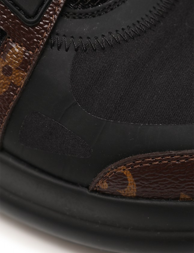 Louis Vuitton スニーカー 黒/茶 ルイヴィトン LOUIS VUITTON スニーカー ローカット LVアーク