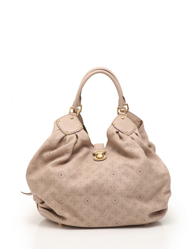 LOUIS VUITTON ルイヴィトン 数少ない モノグラム パンチングレザー 