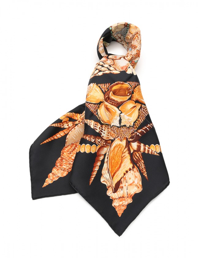 エルメス HERMES スカーフ スクエア カレ90 黒 黄 ベージュ 小物 総柄  