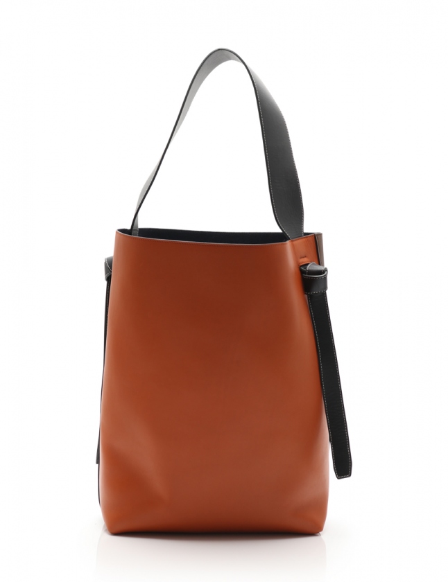 Celine ツイステッドカバ （店舗新入荷情報：CELINEの
