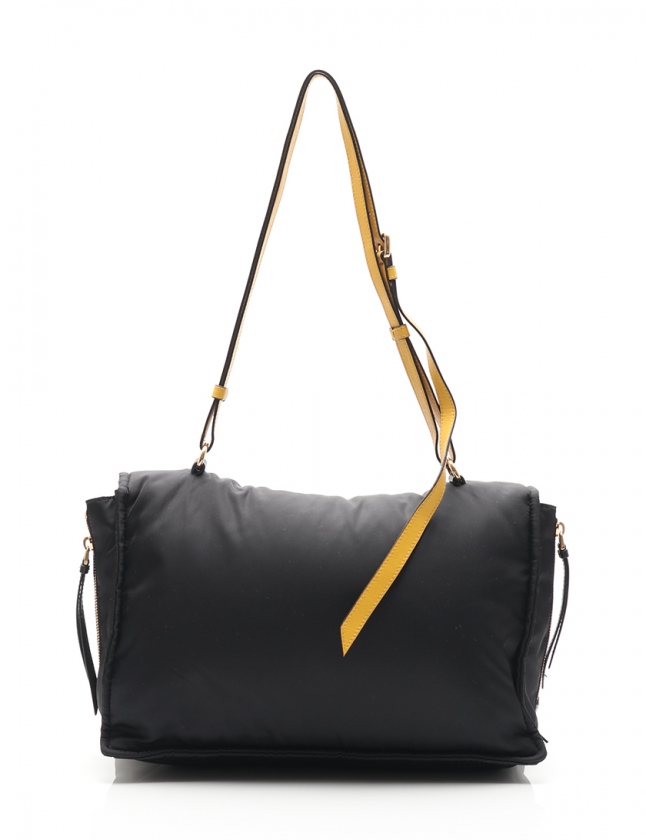 プラダ PRADA ショルダーバッグ メッセンジャー 黒 1BD088 ナイロン