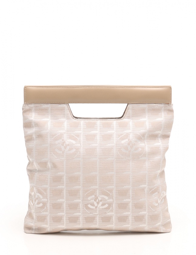 シャネル CHANEL クラッチバッグ ニュートラベルライン ベージュ シャネル CHANEL クラッチバッグ ニュートラベルライン ベージュ