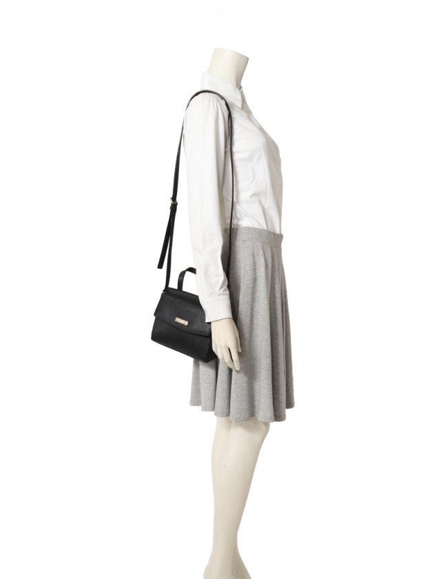 ケイトスペード KATE SPADE ショルダーバッグ 黒 WKRU4666 レザー  