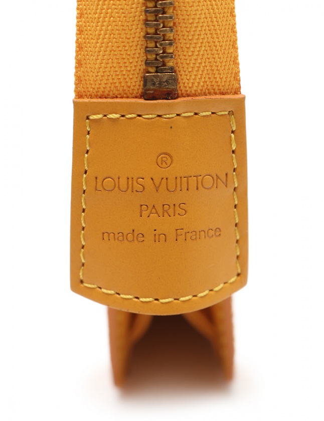 ルイヴィトン LOUIS VUITTON ポーチ トゥルースポッシュトワレット 15