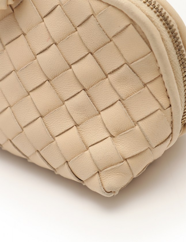 ボッテガヴェネタ BOTTEGA VENETA ポーチ イントレチャート