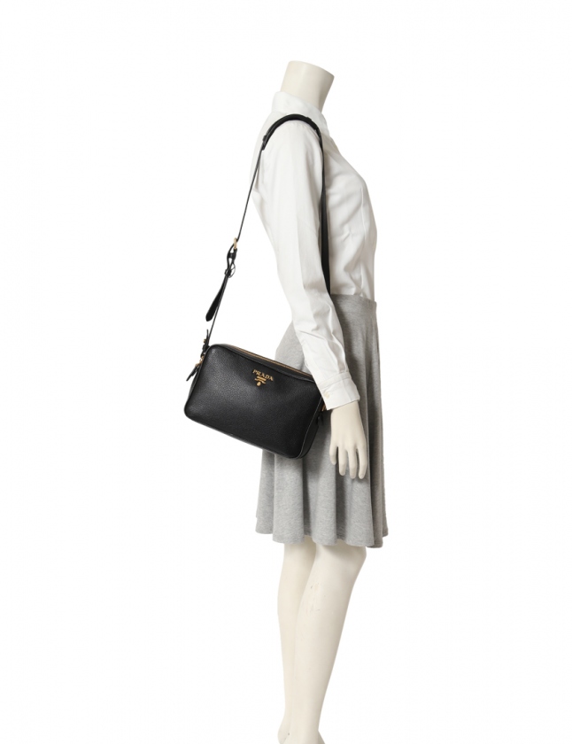 プラダ PRADA ショルダーバッグ 黒 1BH079 レザー VITELLO PHENIX