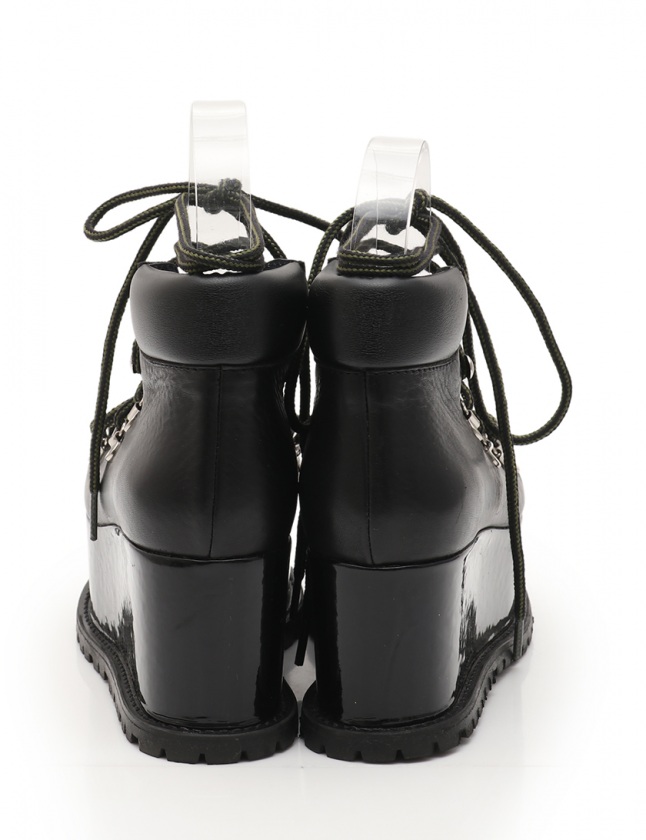 未使用✨sacai サカイ　レースアップサンダル　vibramソール　厚底　35 sacai - 2687【美品】サカイ 厚底レザーサンダル レースアップ