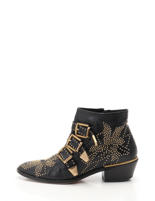 クロエ スタッズ ショートブーツ クロエ ショートブーツ スタッズ