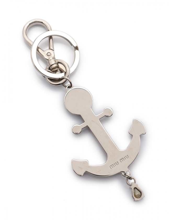 miu miu バックチャーム　シルバー ミュウミュウ miumiu バッグチャーム シルバー 黒 赤 小物 イカリ