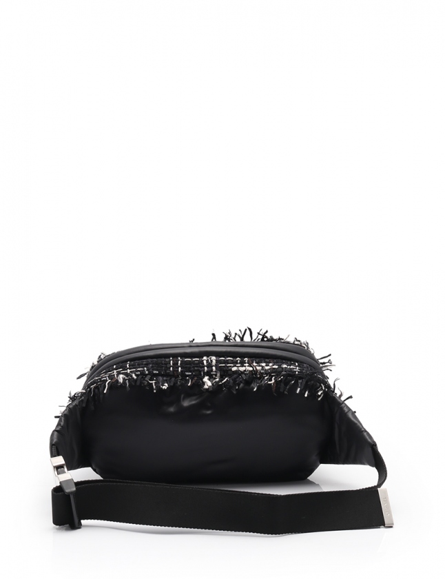 CHANEL ウエストバッグ ココネージュ ヴィンテージ加工 ツイード ホワイト