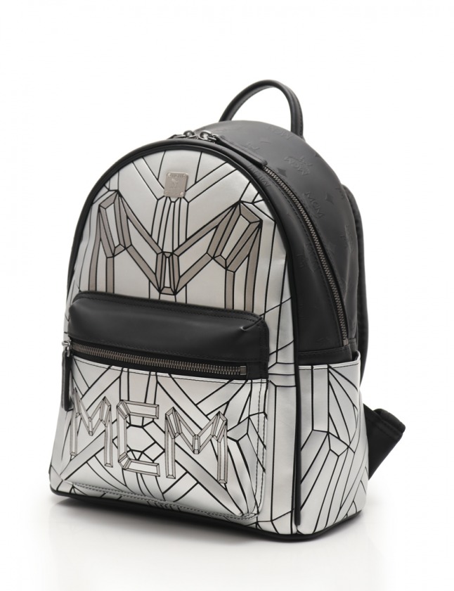 エムシーエム MCM バックパック リュック バイオニック シルバー 黒
