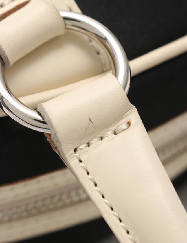 バーバリーブルーレーベル ミニボストンバッグ ホースロゴ刺繍 ハンドバッグ 黒 BURBERRY BLUE LABELミニボストンバッグ ホースロゴ刺繍 BURBERRY