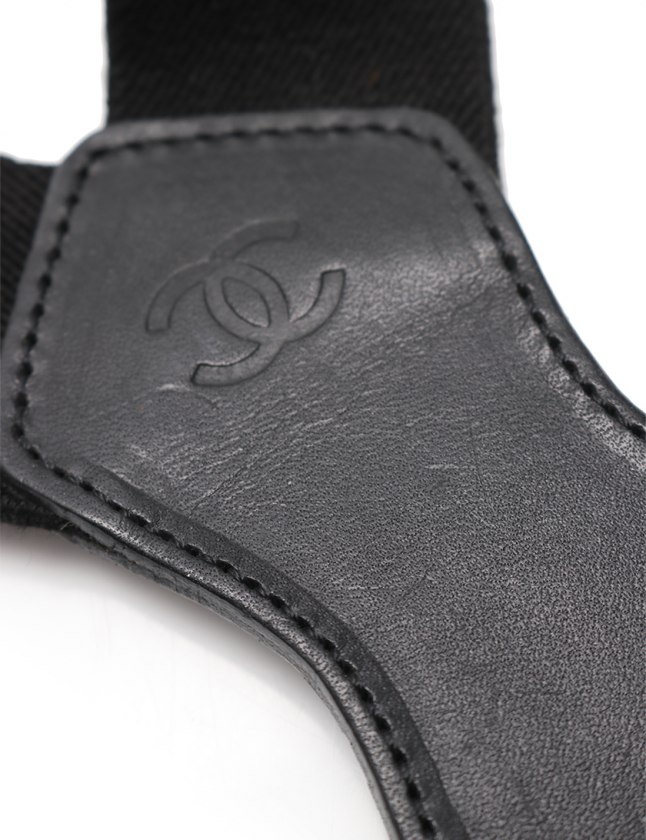 シャネル CHANEL サスペンダー 黒 小物 ロゴ ゴム レザー ゴールド金具