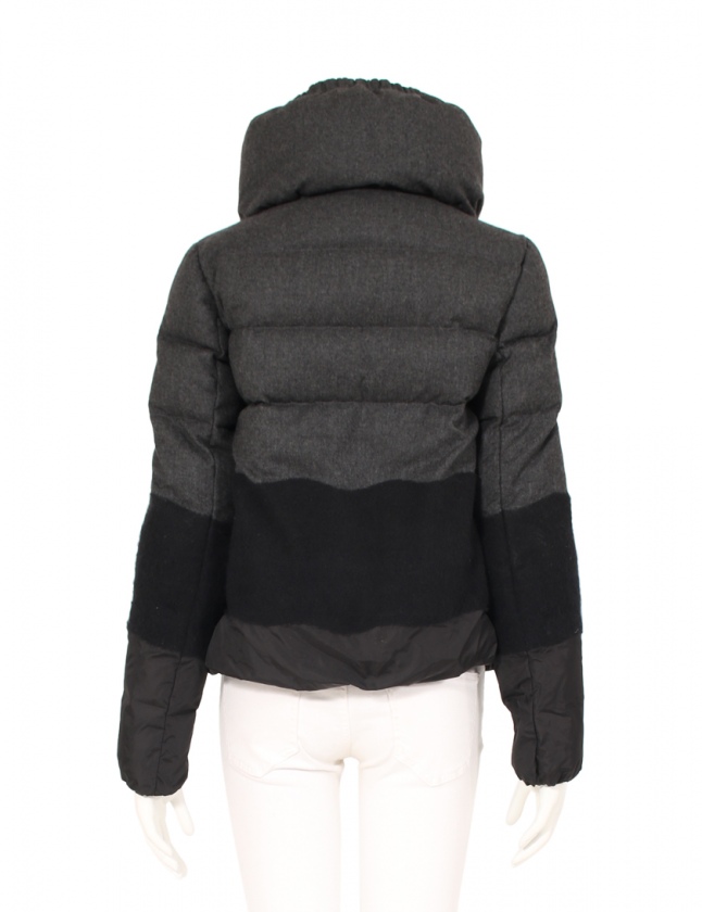 モンクレール MONCLER ダウンジャケット グレー 黒 0 アウター 無地 XS 