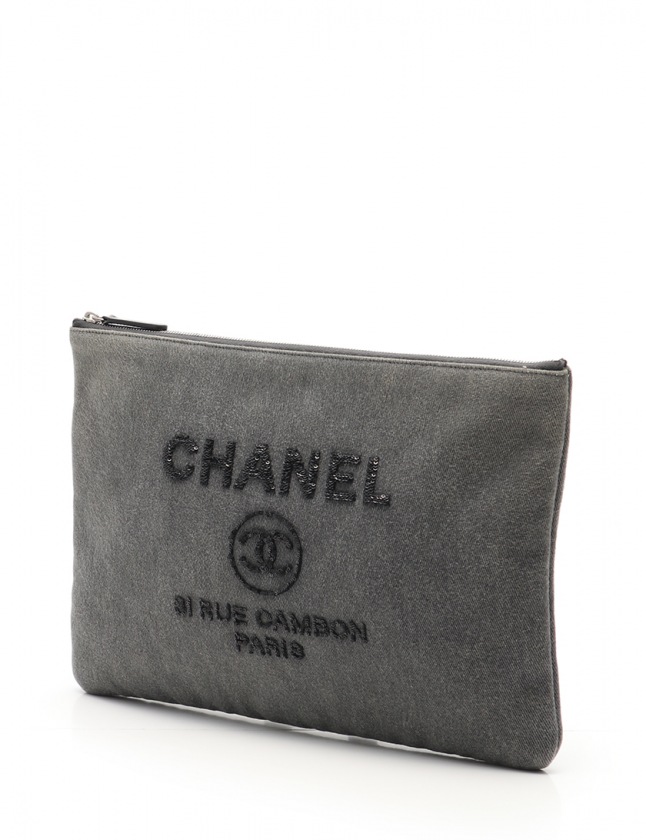 シャネル CHANEL クラッチバッグ ドーヴィル ロゴ ポーチ グレー 黒 