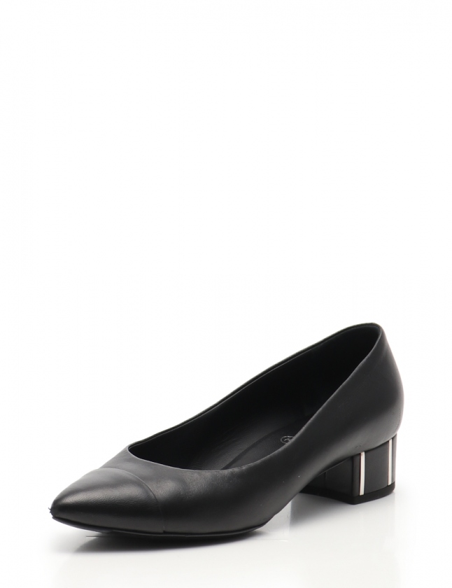 シャネルココマークヒールパンプス黒36.5C