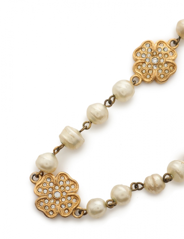 美品 CHANEL シャネル ネックレス ゴールド ラインストーン クローバー 美品 CHANEL シャネル ネックレス ゴールド ラインストーン クローバー