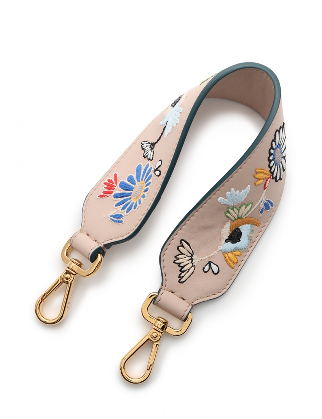 美品 フェンディ FENDI レディース フラワー ショート ストラップユー