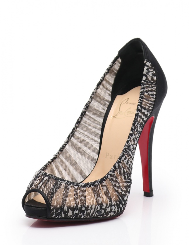 クリスチャンルブタン Christian louboutin オープントゥパンプス 