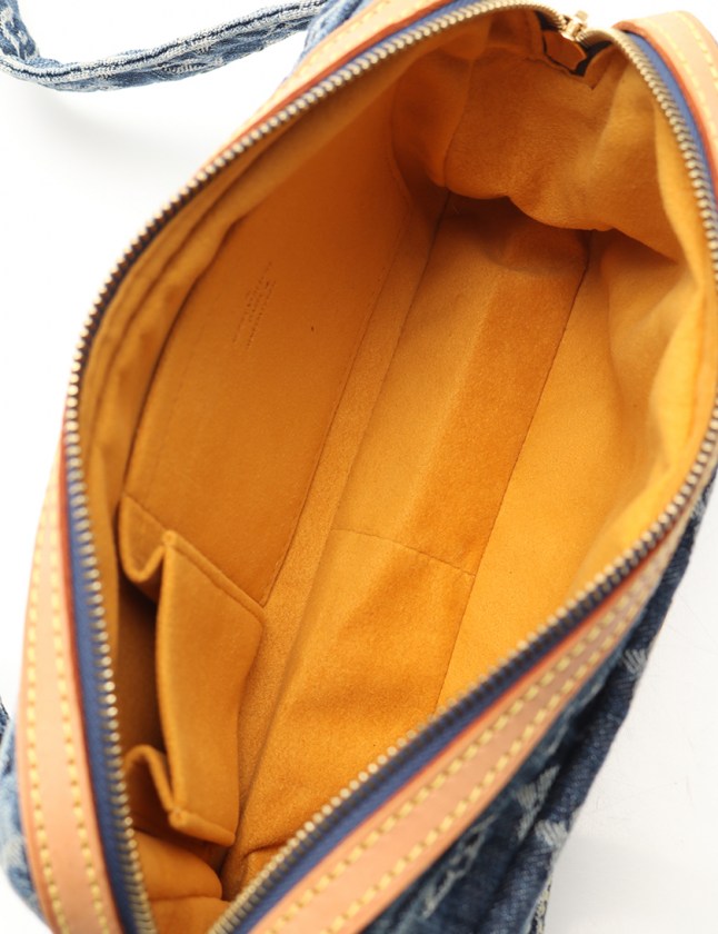 ルイヴィトン LOUIS VUITTON ボディバッグ バムバッグ
