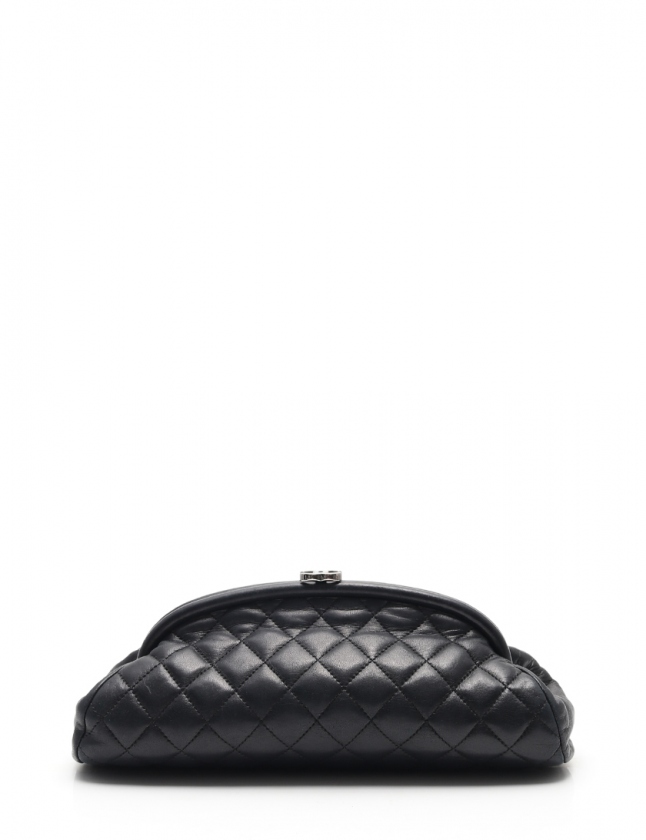 シャネル CHANEL クラッチバッグ マトラッセ 黒 ラムスキン がま口