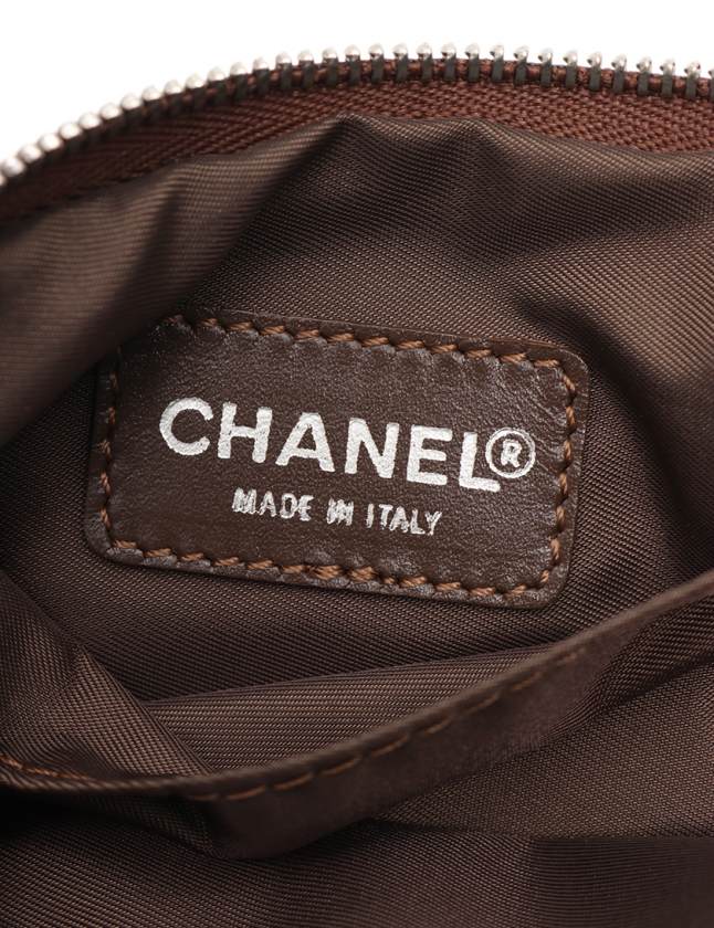 シャネル CHANEL ポーチ ニュートラベルライン カーキ 茶 小物