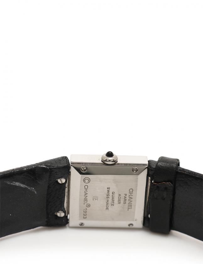 シャネル CHANEL 腕時計 レディース クオーツ マトラッセ シルバー 黒