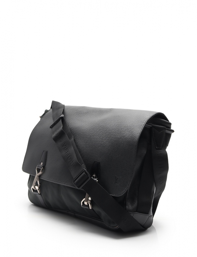 ルイヴィトン LOUIS VUITTON ショルダーバッグ デルスー タイガ