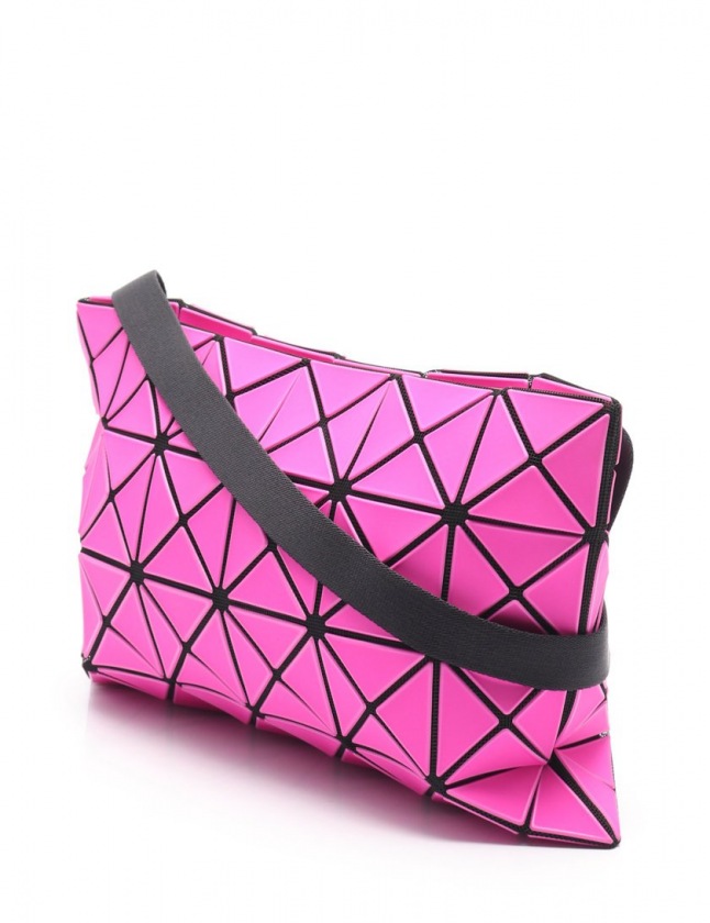 バオバオ イッセイミヤケ BAOBAO ISSEY MIYAKE ショルダーバッグ 