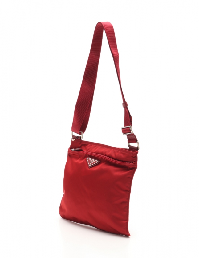 PRADA/プラダ】ナイロン 三角プレート ショルダーバッグ レッド  