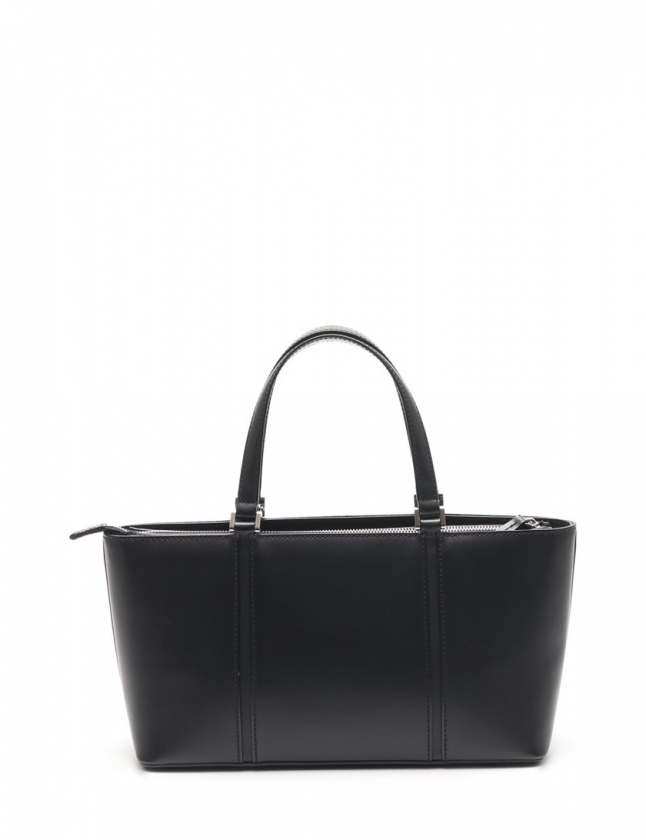 Burberrys ブラック ハンドバッグ BURBERRY ハンドバッグ 黒 レザー 【公式通販】