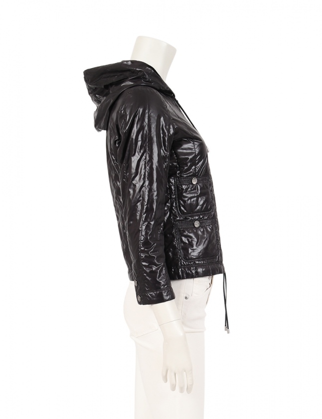 シャネル　ココマーク　ジャケット シャネル CHANEL ジャケット ココマーク フーデッド 黒 34