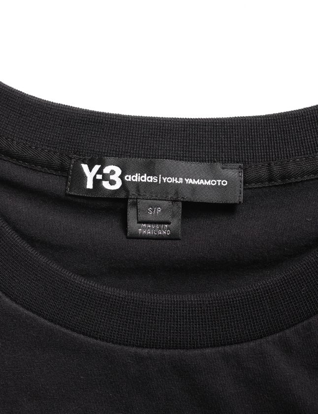 ワイスリー Y-3 カットソー Tシャツ 黒 白 S/p トップス 半袖 プリント S DP0477 コットン Y-3 STACKED LOGO TEE BLACK メンズ ワイスリー Y-3 カットソー Tシャツ 黒 白 S/p トップス 半袖 プリント S DP0477 コットン Y-3 STACKED LOGO TEE BLACK メンズ