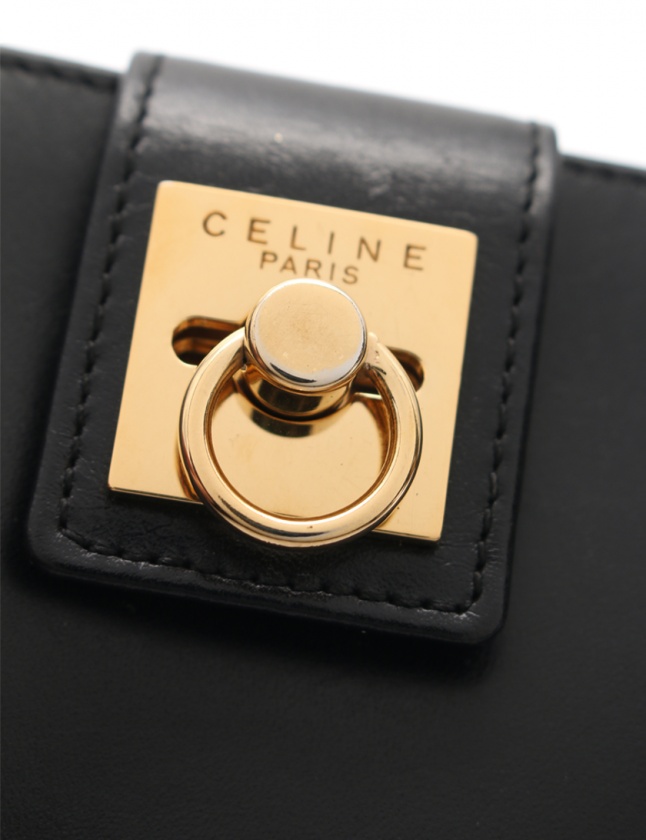 CELINE　セリーヌ　サークルロゴ　リザード　二つ折り財布　がま口　ブラック CELINE セリーヌ サークルロゴ リザード 二つ折り財布 がま口