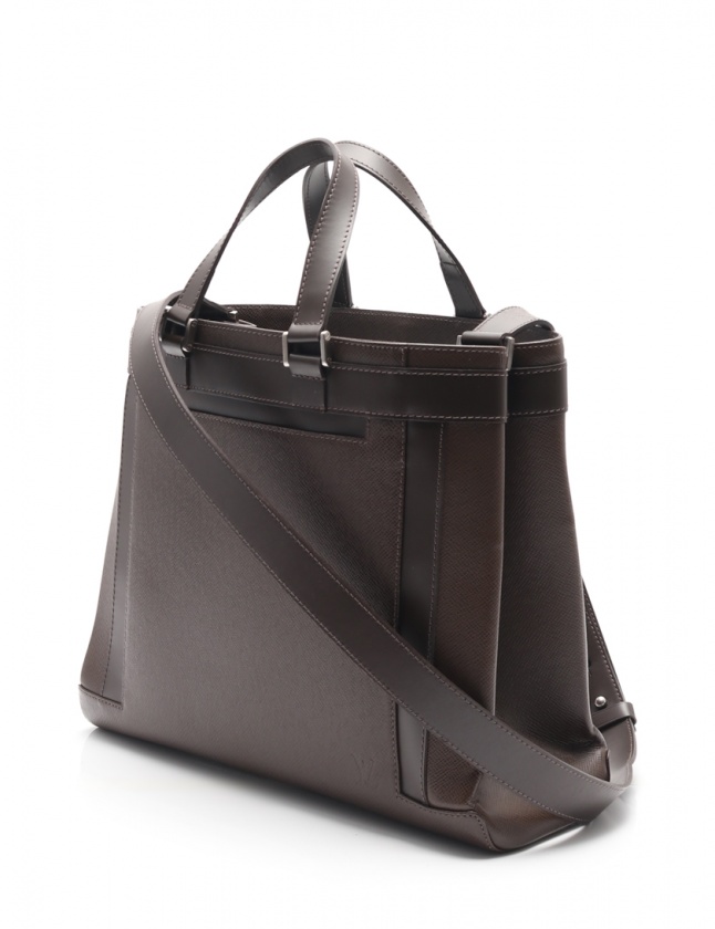 ルイヴィトン LOUIS VUITTON ショルダーバッグ カスベックPM タイガ 