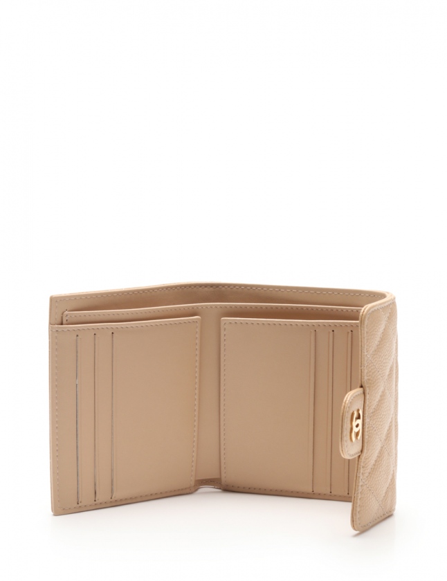 シャネル CHANEL 三つ折り財布 マトラッセ ベージュ 小物 キャビア 