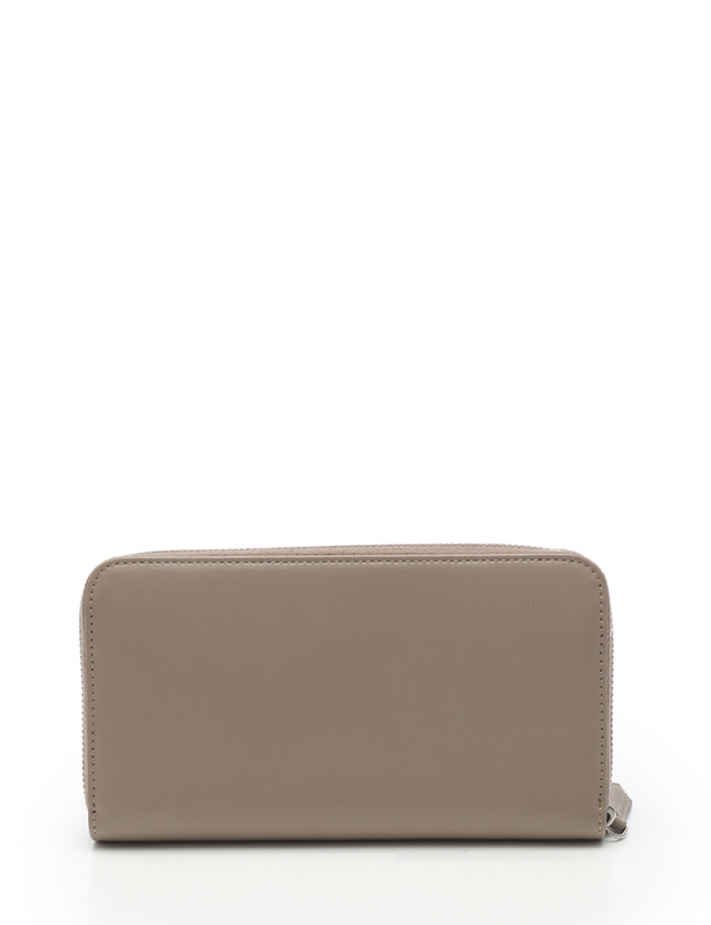 フェンディ FENDI ラウンドファスナー長財布 バイ ザ ウェイ グレー