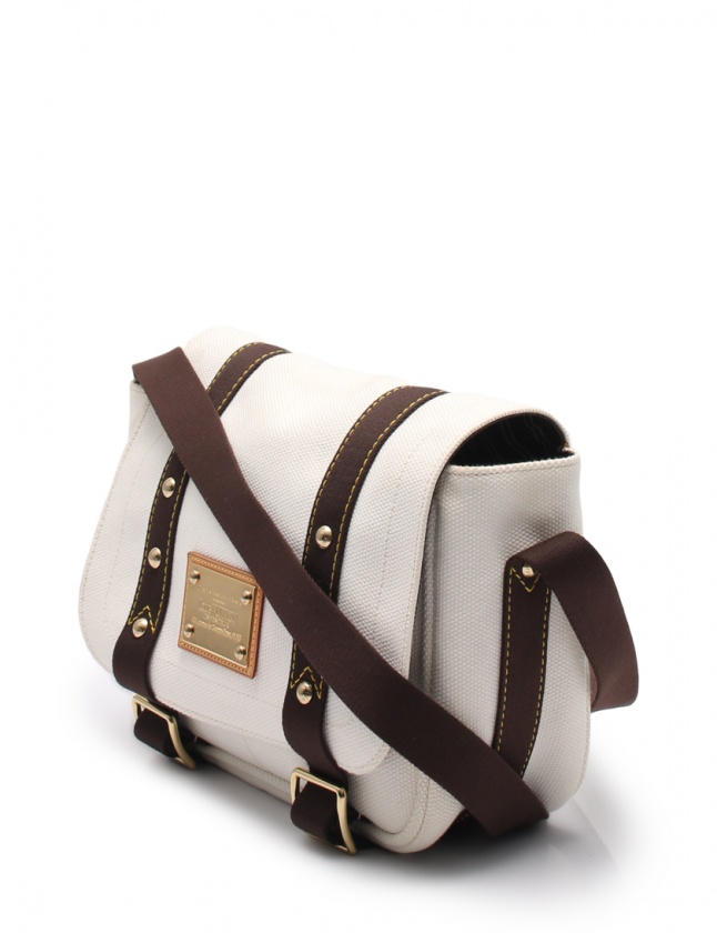 ルイヴィトン LOUIS VUITTON ショルダーバッグ ブザスPM ルイヴィトン LOUIS VUITTON ショルダーバッグ ブザスPM