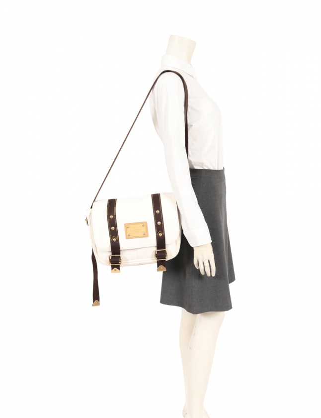 ルイヴィトン LOUIS VUITTON ショルダーバッグ ブザスPM ルイヴィトン LOUIS VUITTON ショルダーバッグ ブザスPM