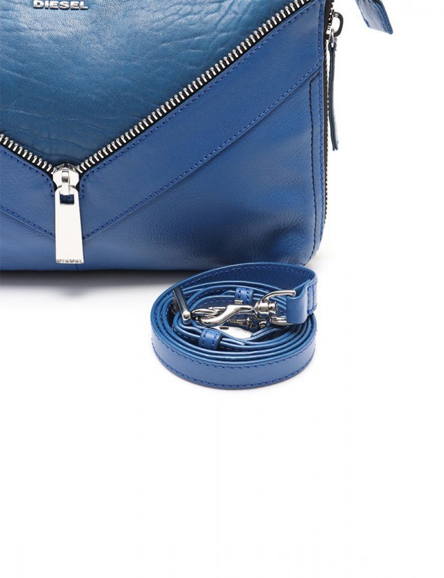 ディーゼル DIESEL クラッチバッグ ショルダーバッグ 青 レザー 2WAY 