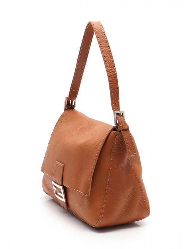 フェンディ FENDI ショルダーバッグ セレリア マンマバケット キャメル