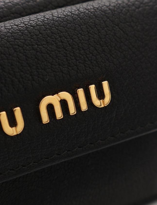 ミュウミュウ miumiu 三つ折り財布 黒 小物 レザー 5MH020 レディース