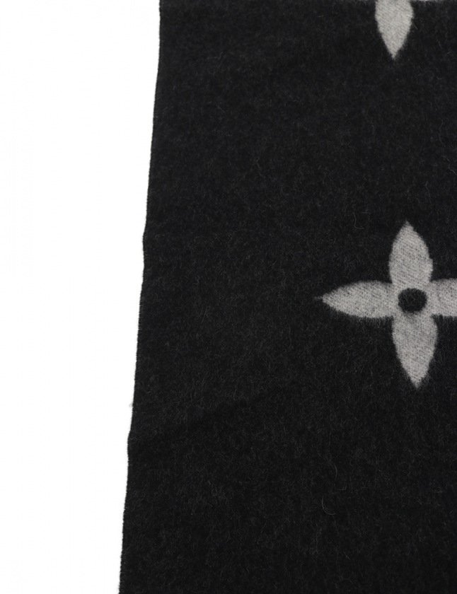 ルイヴィトン LOUIS VUITTON マフラー エシャルプ レイキャビック 黒