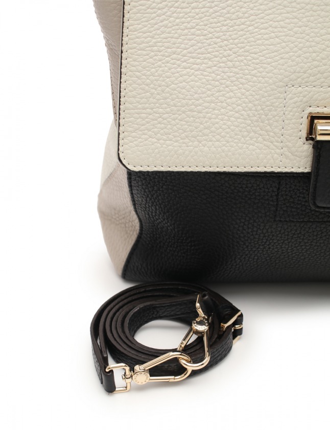 フルラ FURLA ハンドバッグ ショルダーバッグ 黒 白 ベージュ レザー 