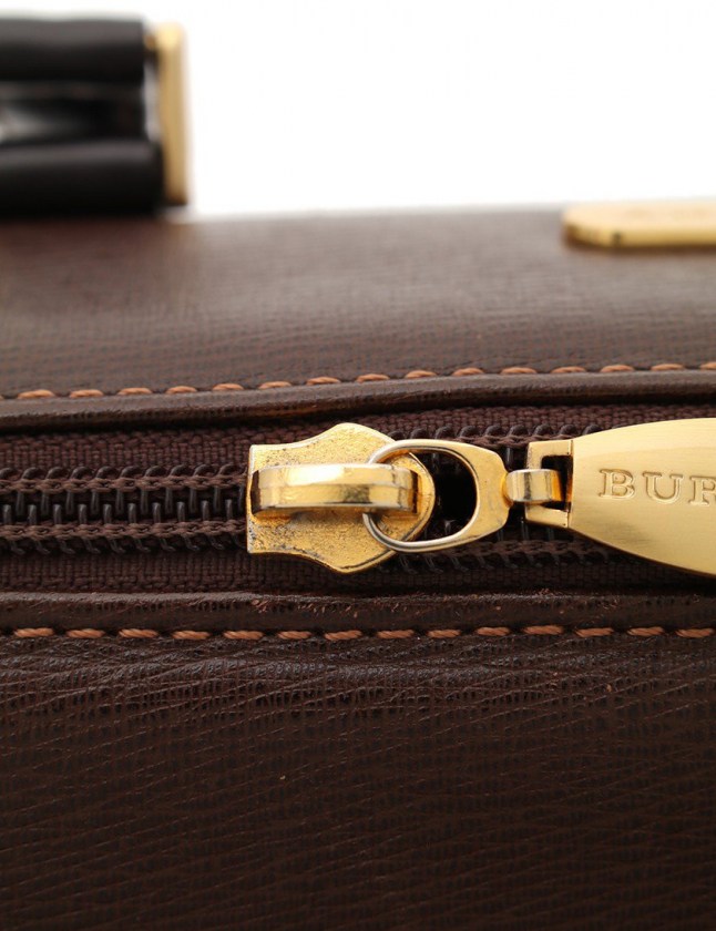 バーバリー BURBERRY ハンドバッグ ドラムバッグ 茶 ダークブラウン 