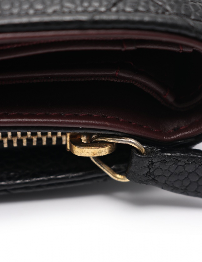 金運 シャネル CHANEL二つ折り 財布 ファスナー ココマーク 黒 ゴールド 楽天市場】CHANEL シャネル 二つ折り財布 AP0231 Y01588 Y01864 Y01295